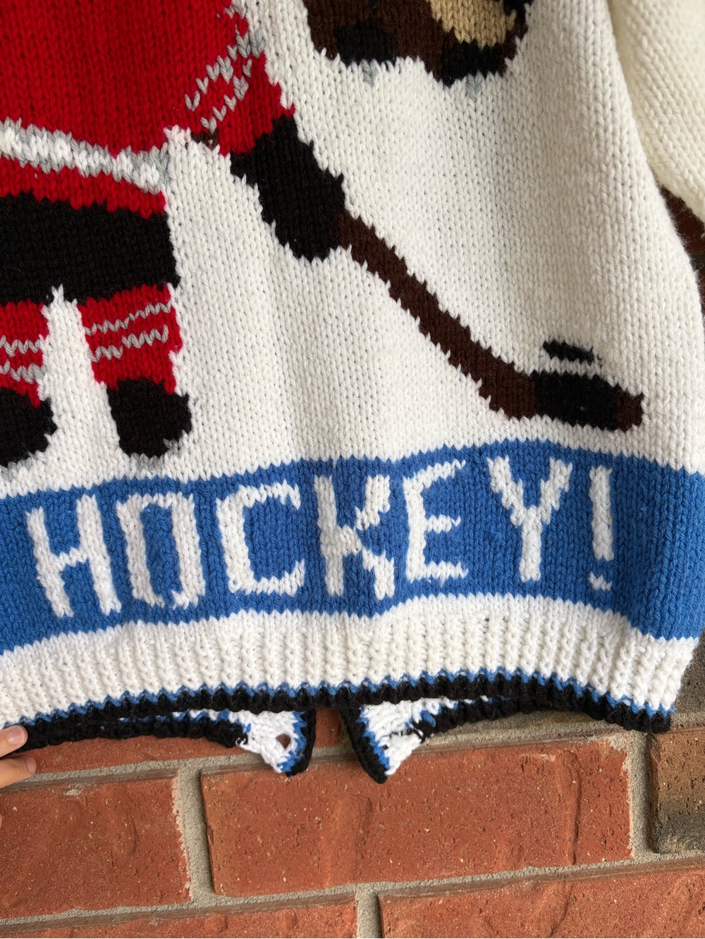 Handmade Hockey Cardigan youth large or women’s small - Picture 6 of 13